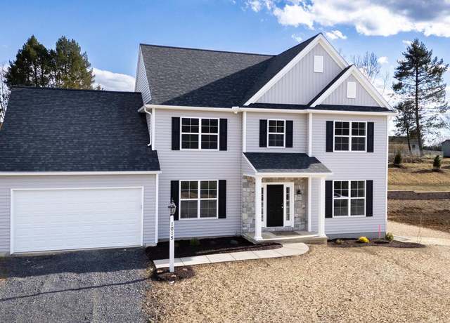 Property at 1015 Mary's Way, Harrisburg, PA 17112, 4 beds, 2.5 baths