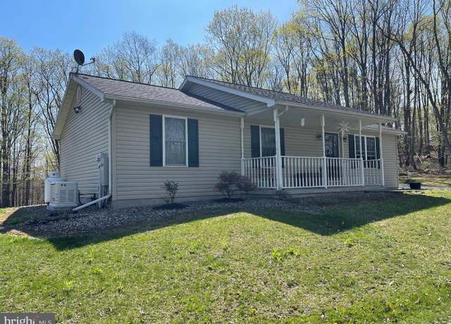 Property at 144 Oak Ln, Richfield, PA 17086, 3 beds, 1 bath