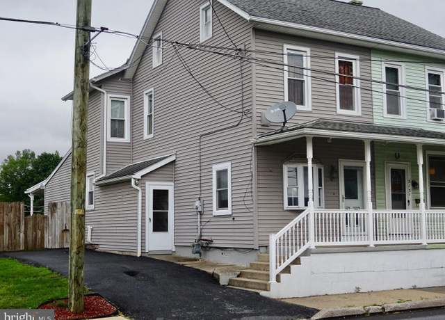 Property at 311 E Main St, Newmanstown, PA 17073, 3 beds, 1 bath