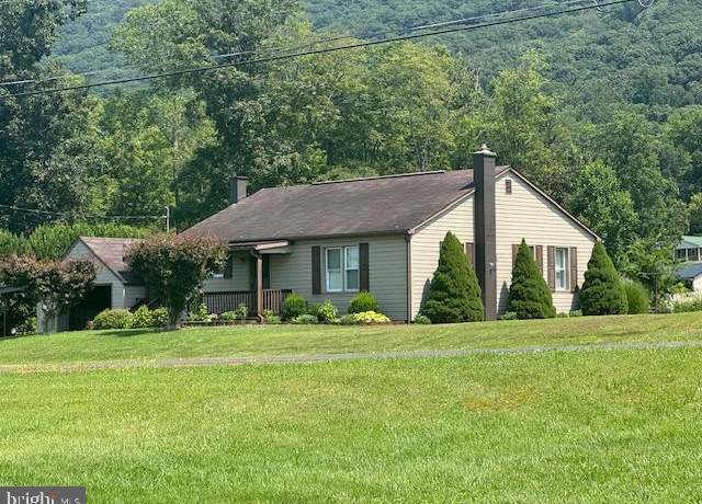 Property at 36 Gas Line Dr, Lewistown, PA 17044, 3 beds, 1 bath