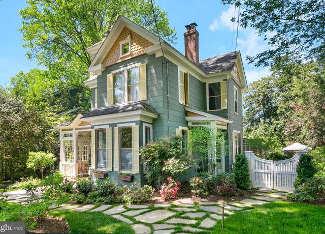 Property at 1506 N Nicholas St, Arlington, VA 22205, 4 beds, 2.5 baths