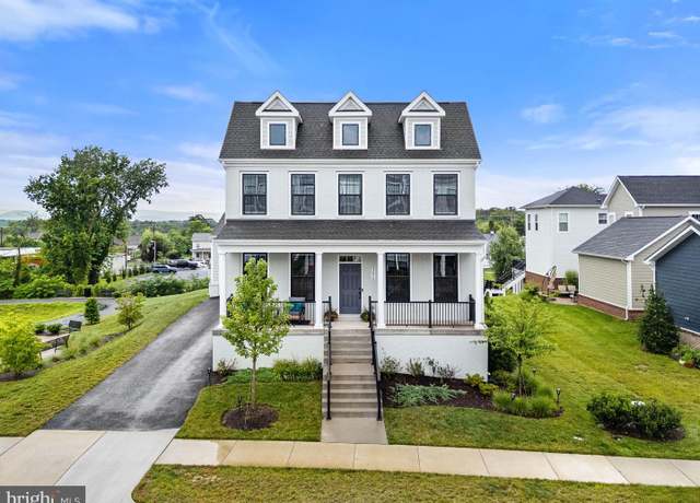 Property at 8656 Anderson Ave, Marshall, VA 20115, 3 beds, 3.5 baths