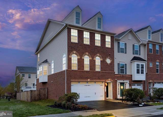 Property at 25771 Double Bridle Ter, Aldie, VA 20105, 3 beds, 2.5 baths