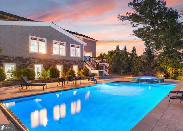 Property at 23055 Welbourne Walk Ct, Ashburn, VA 20148, 6 beds, 4.5 baths