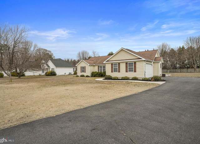 Property at 453 Sika Dr, Harrington, DE 19952, 3 beds, 2 baths