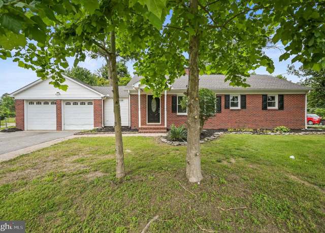 Property at 3010 Forrest Ave, Dover, DE 19904, 3 beds, 1.5 baths
