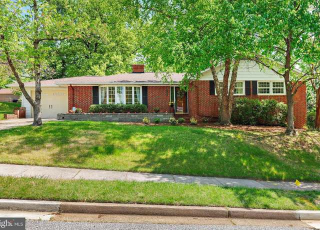 Property at 5904 Linthicum Ln, Linthicum Heights, MD 21090, 5 beds, 2.5 baths