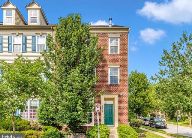 Property at 23701 Clarksmeade Dr, Clarksburg, MD 20871, 3 beds, 2.5 baths