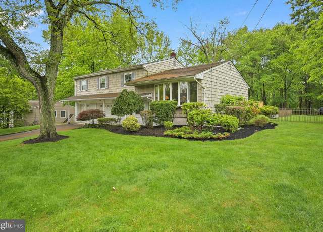 Property at 134 Devon Rd, Colonia, NJ 07067, 4 beds, 2.5 baths