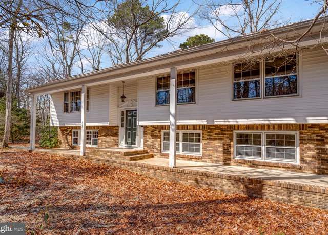 Property at 220 Otis Bog Rd, Little Egg Harbor Twp, NJ 08087, 4 beds, 2.5 baths