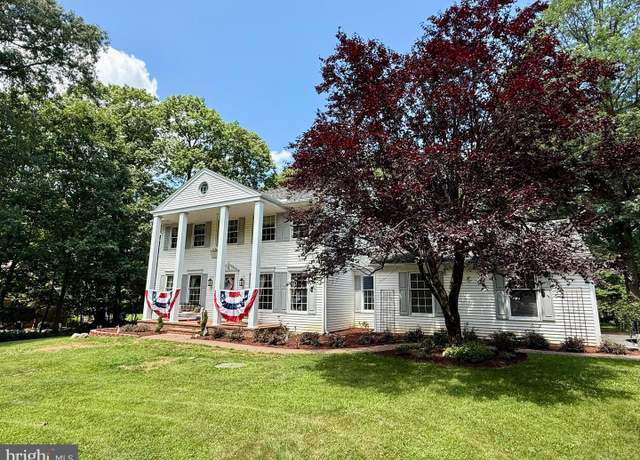 Property at 58 Highland Dr, Fleetwood, PA 19522, 4 beds, 2.5 baths
