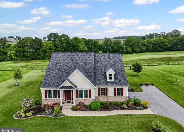 Property at 235 Bentley Dr, Oxford, PA 19363, 3 beds, 2 baths