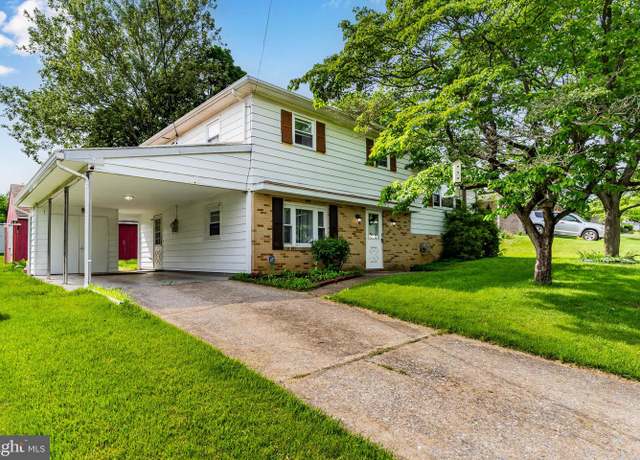 Property at 1432 Karen Dr, Harrisburg, PA 17109, 3 beds, 2 baths