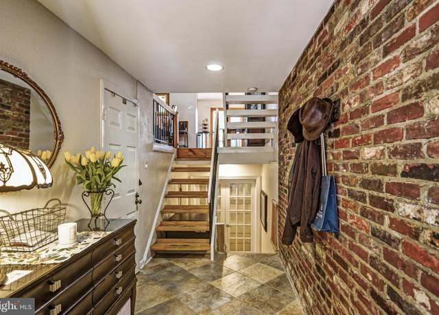 Property at 511 Catharine St, Philadelphia, PA 19147, 4 beds, 3 baths