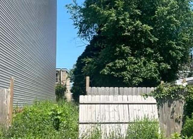 Property at 643 N Brooklyn St, Philadelphia, PA 19104