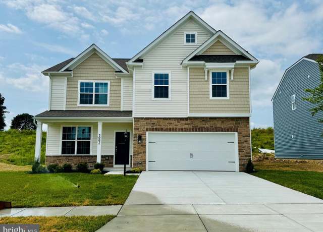 Property at 2007 Paperback Way, York, PA 17408, 4 beds, 2.5 baths