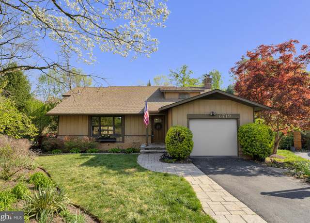 Property at 6719 Pine Creek Ct, Mclean, VA 22101, 4 beds, 3.5 baths