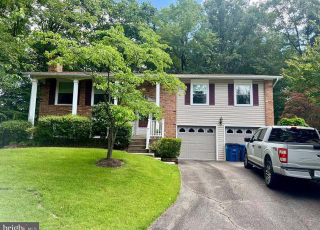 Property at 8926 Applecross Ln, Springfield, VA 22153, 4 beds, 2 baths