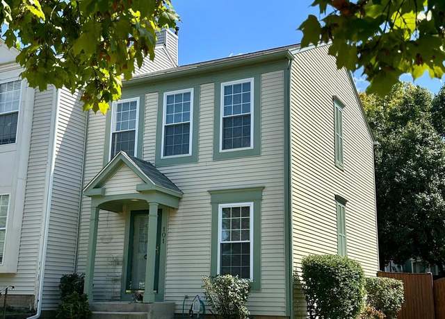 Property at 101 Paddington Way NE, Leesburg, VA 20176, 2 beds, 2.5 baths