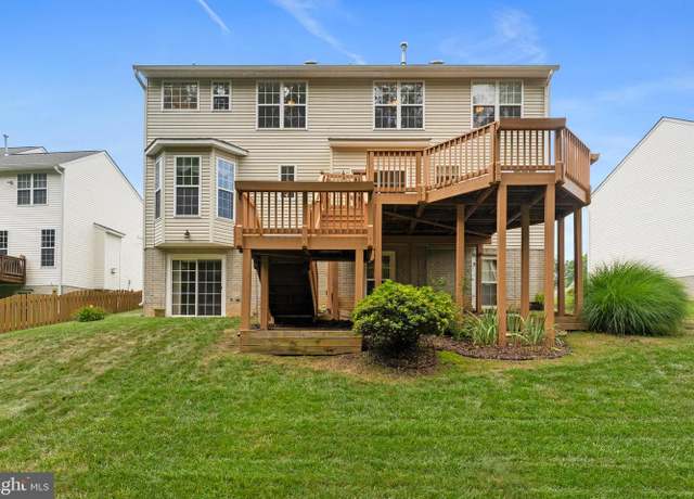 Property at 11307 Currituck Ct, Fredericksburg, VA 22407, 4 beds, 3.5 baths