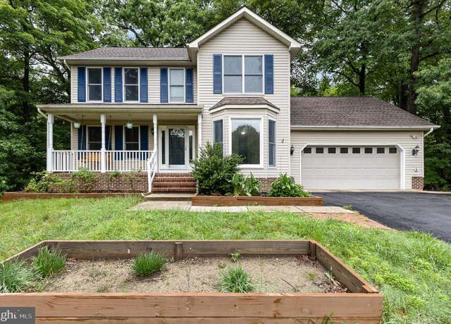 Property at 109 Hamlin Dr, Fredericksburg, VA 22405, 5 beds, 3.5 baths