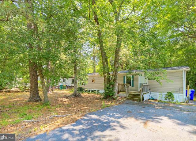 Property at 24119 Celtic St, Georgetown, DE 19947, 2 beds, 1 bath