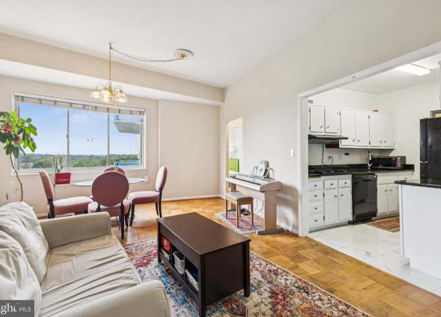 Property at 10500 Rockville Pike #1528, Rockville, MD 20852, 1 bed, 1 bath