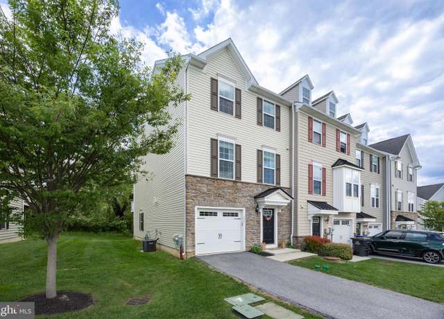 Property at 124 Cricket Dr, Malvern, PA 19355, 3 beds, 3 baths