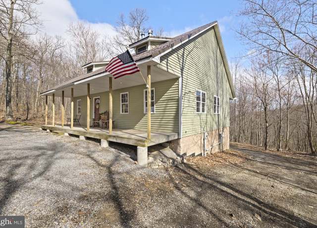 Property at 8620 Monn's Gap Rd, Waynesboro, PA 17268, 4 beds, 2 baths