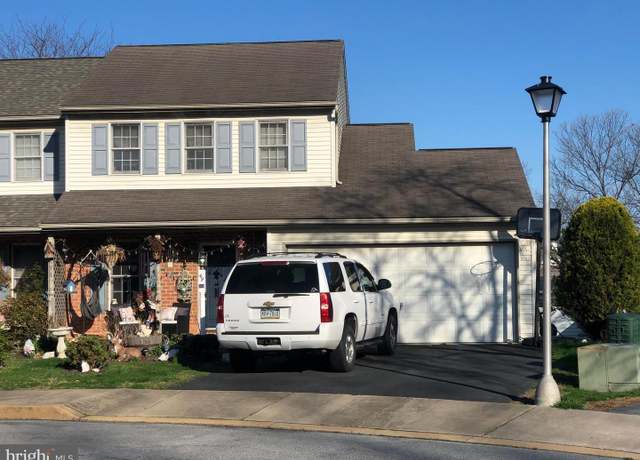 Property at 49 Clover Ct, Ephrata, PA 17522, 3 beds, 1 bath