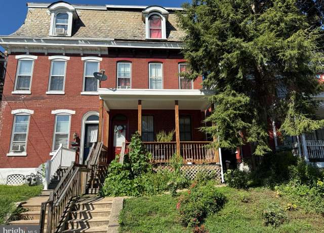 Property at 219 Jacoby St, Norristown, PA 19401, 5 beds, 1.5 baths