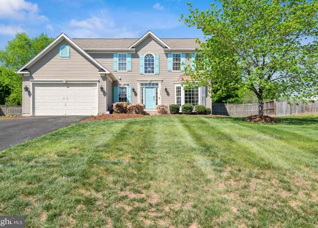 Property at 11324 Whipkey Dr, Bealeton, VA 22712, 4 beds, 3.5 baths