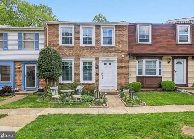 Property at 8121 Steeple Chase Ct, Springfield, VA 22153, 3 beds, 3 baths
