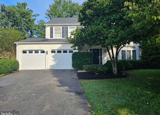Property at 5600 Rocky Run Dr, Centreville, VA 20120, 3 beds, 3.5 baths