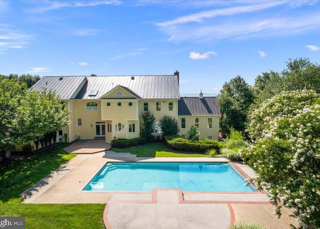 Property at 15140 Loyalty Rd, Waterford, VA 20197, 5 beds, 6 baths