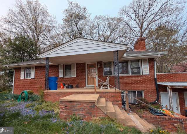 Property at 7808 Mclean St, Manassas, VA 20111, 4 beds, 2 baths
