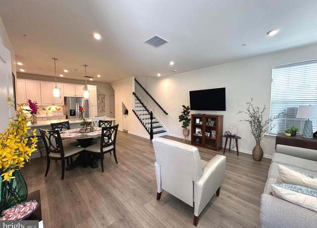 Property at 9402 James Macgowan Ln #611, Owings Mills, MD 21117, 2 beds, 2.5 baths