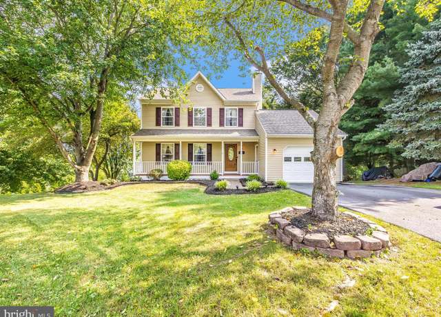 Property at 3169 Vista Ct, New Windsor, MD 21776, 4 beds, 2 baths