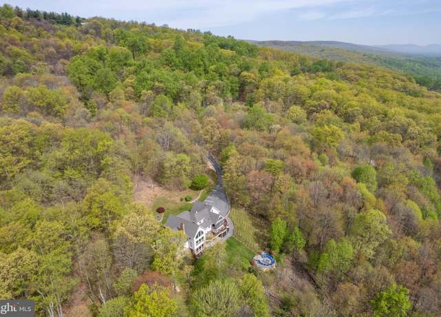 Property at 9831 Fox Rd, Frederick, MD 21702, 3 beds, 3.5 baths