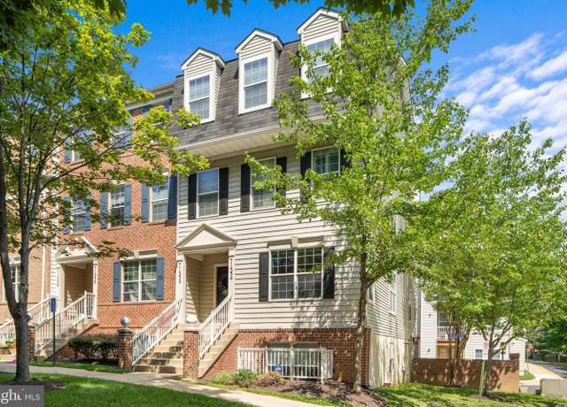 Property at 11334 King George Dr #11, Wheaton, MD 20902, 2 beds, 2 baths