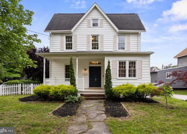 Property at 637 Garfield Ave, Palmyra, NJ 08065, 3 beds, 1.5 baths