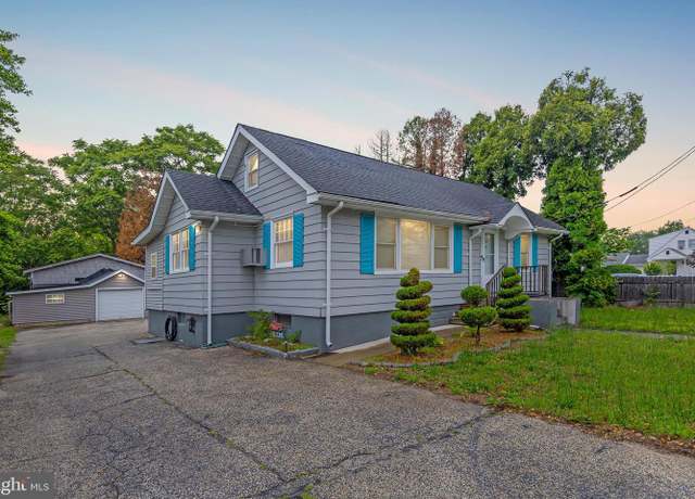 Property at 724 S West Ave, Vineland, NJ 08360, 2 beds, 1 bath