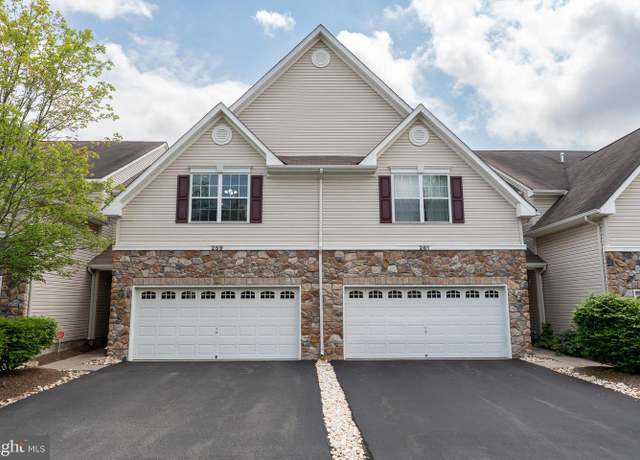Property at 259 Concord Pl, Pennington, NJ 08534, 3 beds, 2.5 baths