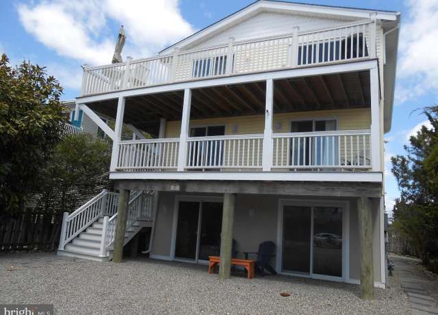 Property at 4 East 20th St, Barnegat Light, NJ 08006, 5 beds, 2.5 baths