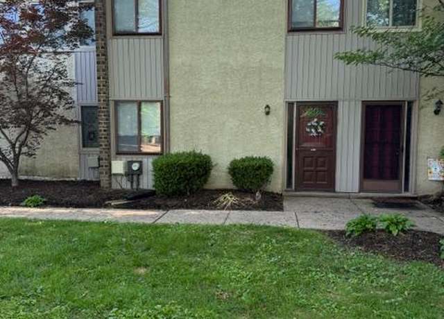 Property at 4826 Oxford Ct, Bensalem, PA 19020, 2 beds, 2.5 baths