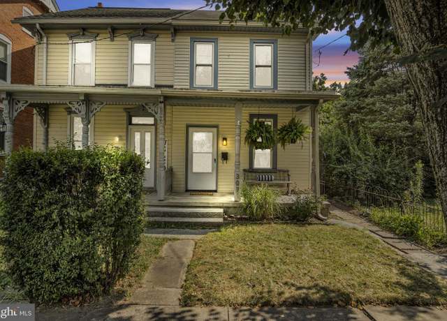Property at 307 W Main St, Hummelstown, PA 17036, 3 beds, 1 bath