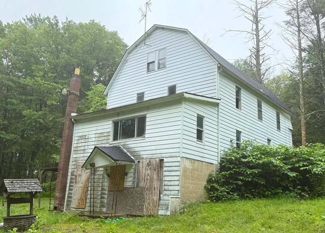 Property at 431 2nd St, Harveys Lake, PA 18618, 4 beds, 2 baths