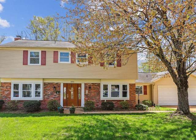 Property at 6910 Sprouse Ct, Springfield, VA 22153, 4 beds, 2.5 baths