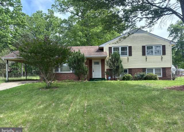 Property at 14825 Carlbern Dr, Centreville, VA 20120, 4 beds, 2 baths