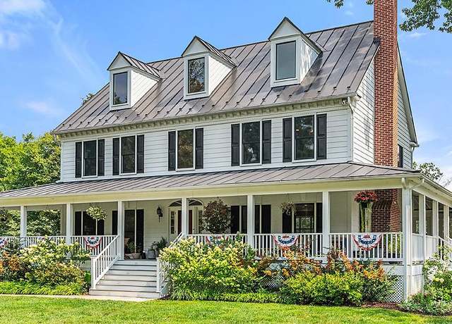 Property at 19634 Foggy Bottom Rd, Bluemont, VA 20135, 5 beds, 4 baths